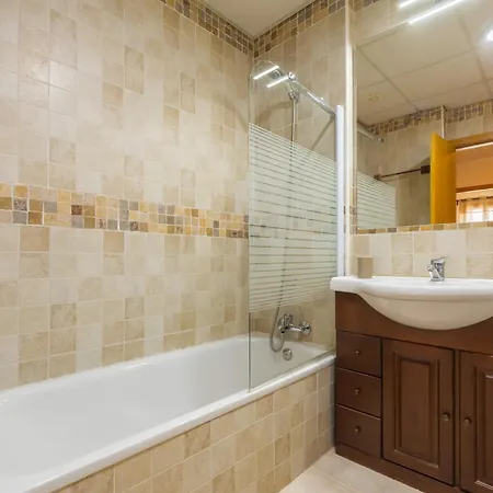 Duplex Moderno Alameda شقة *