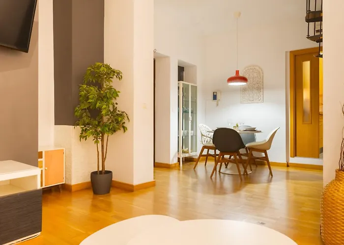 Duplex Moderno Alameda Hercules סביליה